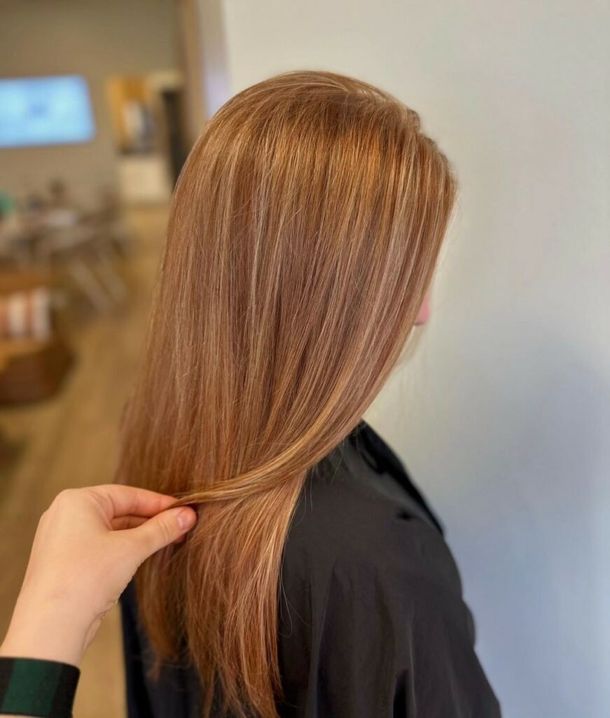 35 Strawberry Blonde Hair Ideas to Try in 2024 28 Strawberry Blonde Straight Hair