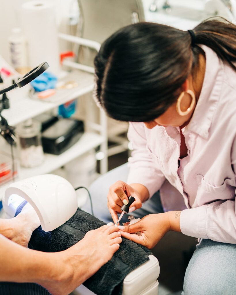What Is A Shellac Pedicure & How Is It Different To A Normal Pedicure 11 Shellac Pedicure