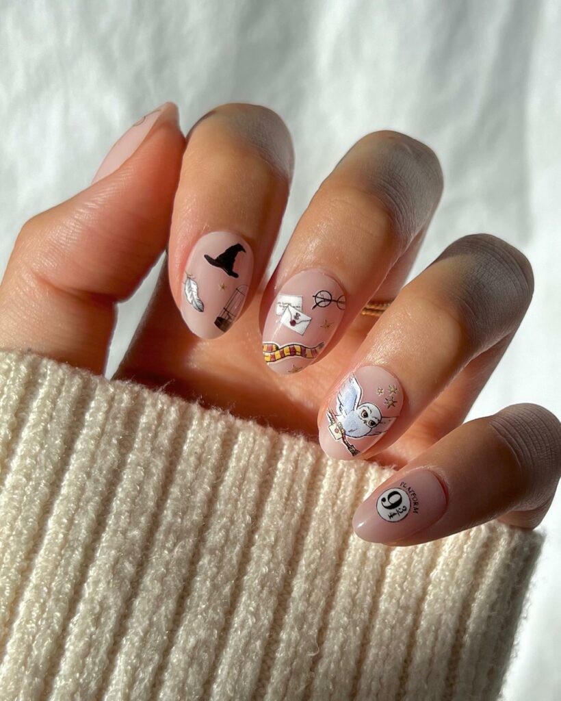 33 Latest Harry Potter Nail Ideas To Try In 2024! 21 Hogwarts Harry Potter Nails