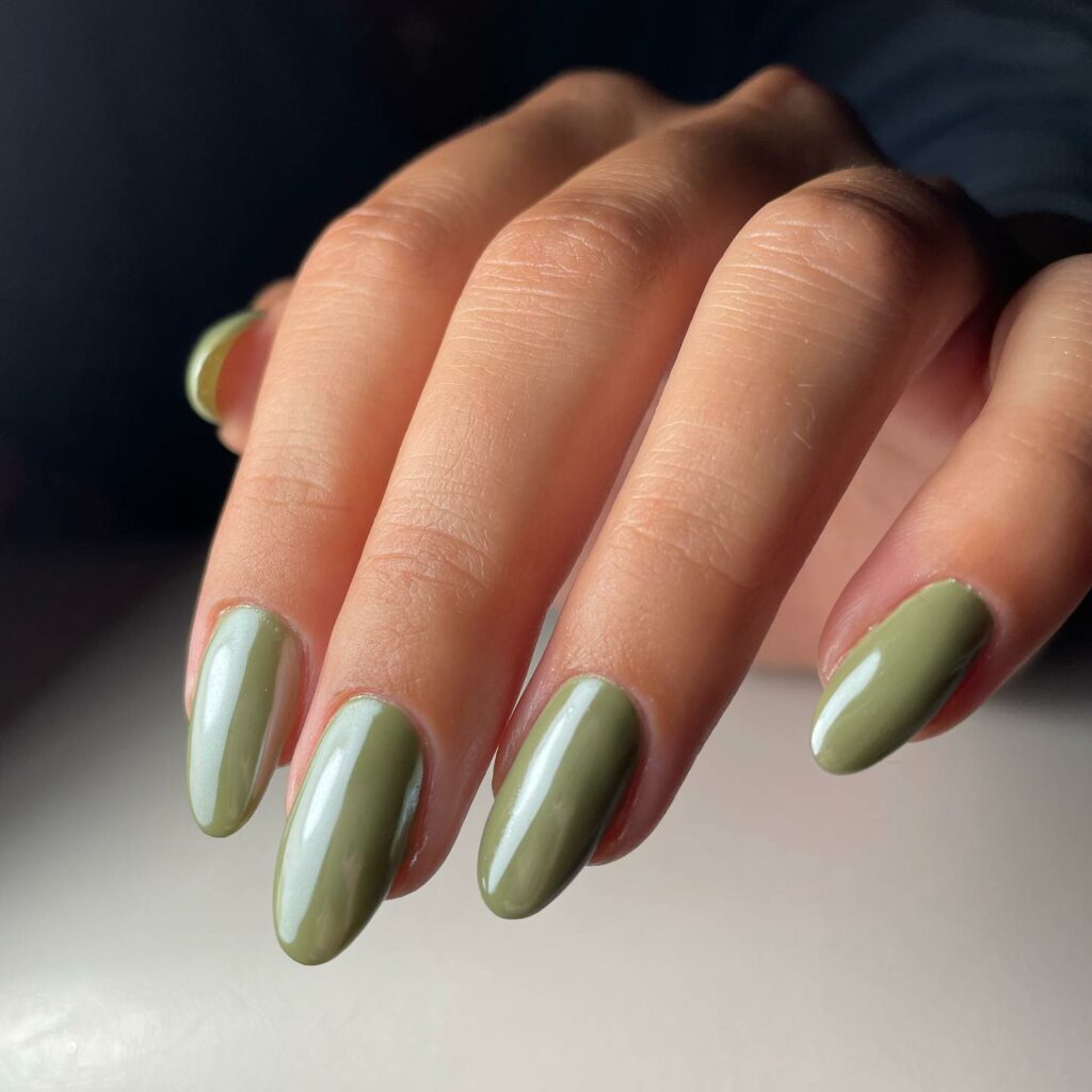 30 Latest Green Chrome Nail Ideas To Try in 2024! 32 Olive Green Chrome Almond Nails