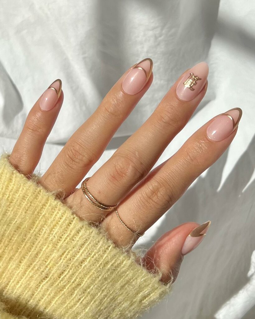 33 Latest Harry Potter Nail Ideas To Try In 2024! 13 Minimalist Hufflepuff Harry Potter Nails Design