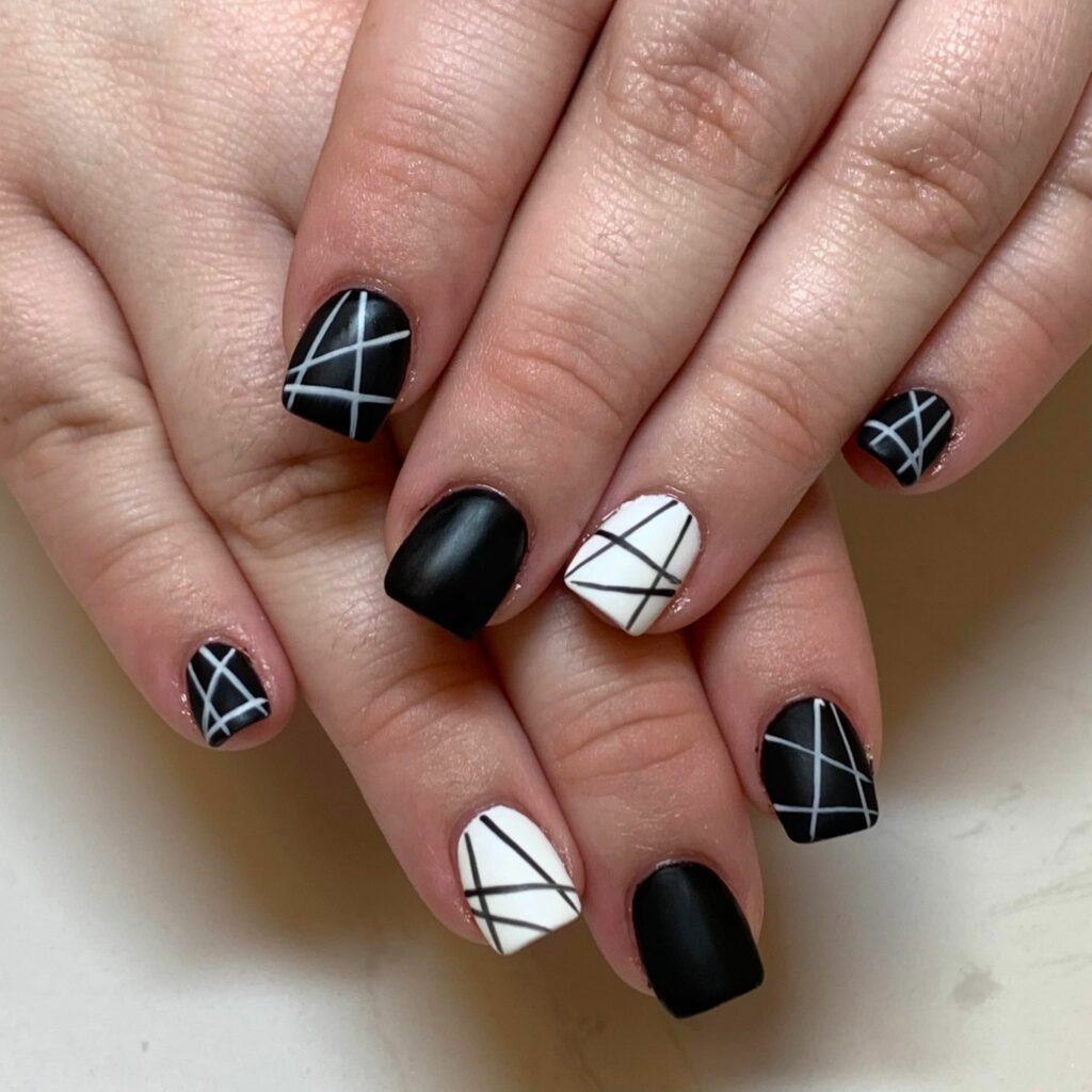 45 Latest Short Black Nail Designs To Try In 2024! 39 Geometric Cool
