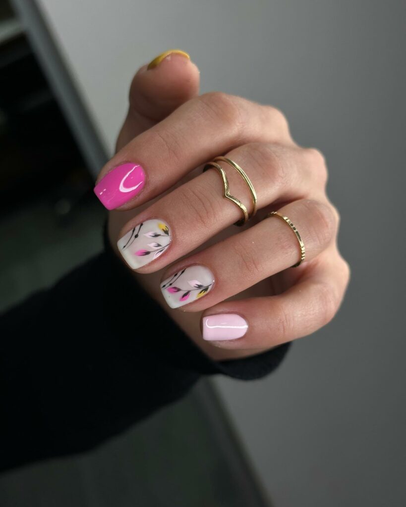 40 Latest Short Summer Nail Designs To Try In 2024! 11 White And Pink Short Summer Nails With Flower Design