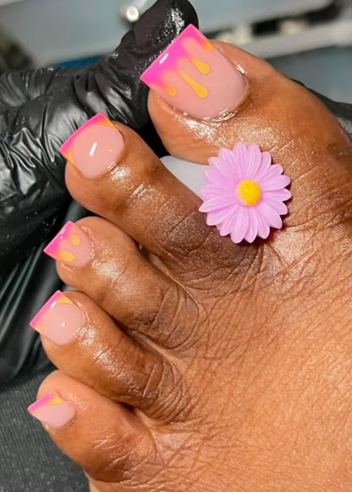 35 Neon Pedicure Ideas to Make a Bold Statement in 2024 35 Neon Melt