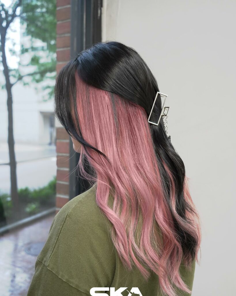45 Pink Hairstyles to Add a Pop of Color to Your Look in 2024 42 Hot Combination