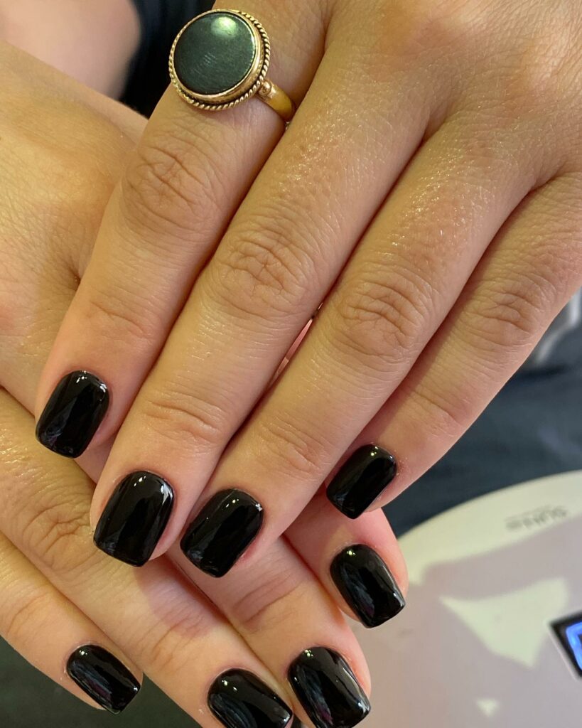 45 Latest Short Black Nail Designs To Try In 2024! 50 Square Short Black And Gold Acrylic Nails