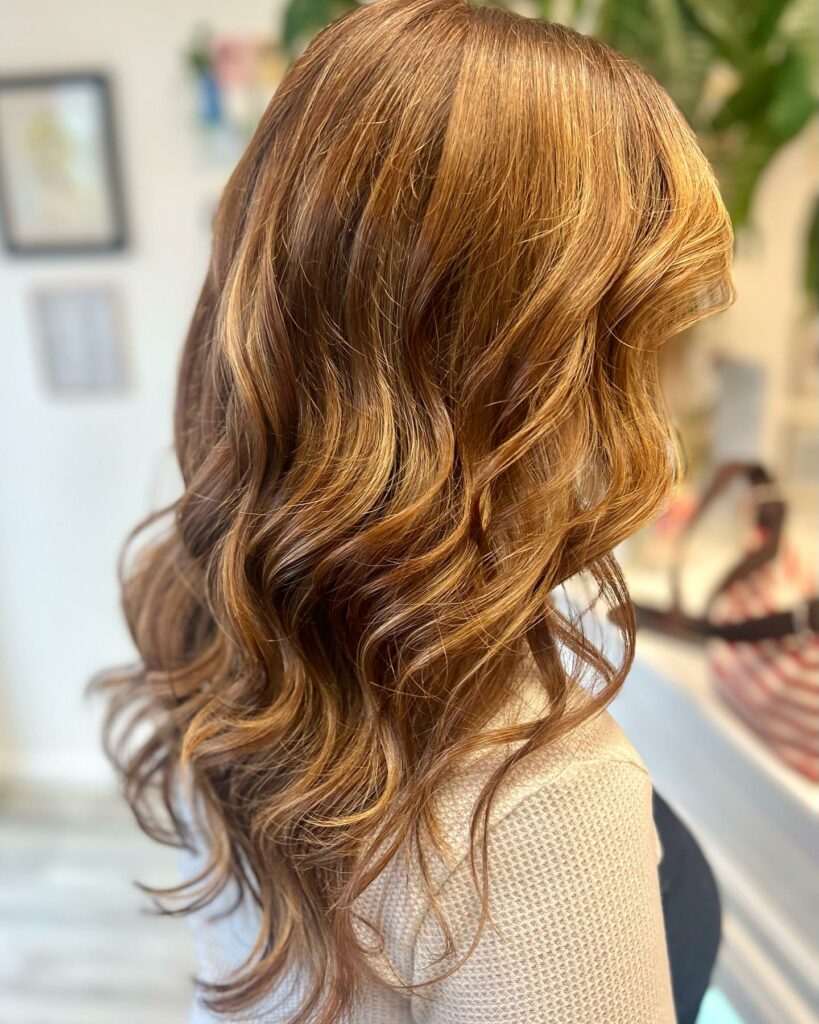 55 Dirty Blonde Ideas to Try in 2024 19 Dirty Honey Blonde with Auburn Highlights