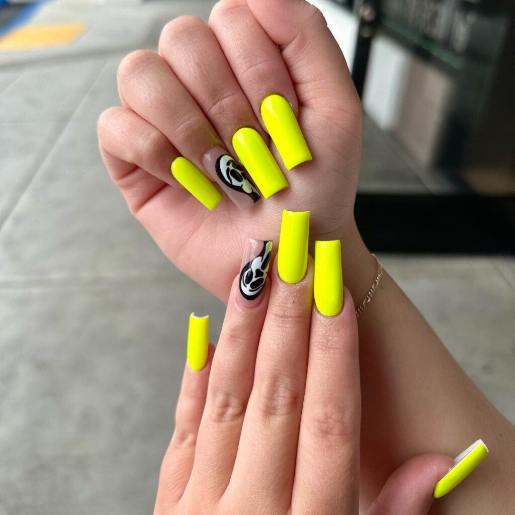 20 Latest Neon Yellow Nail Ideas To Try In 2024! 25 Neon Yellow Accent Nails