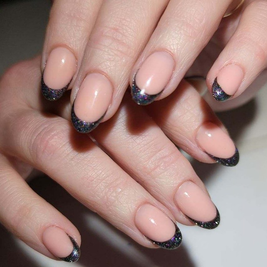 22 Latest Short Black French Tip Nail Ideas To Try In 2024! 35 Black Tip French with Sparkles on Short Nails