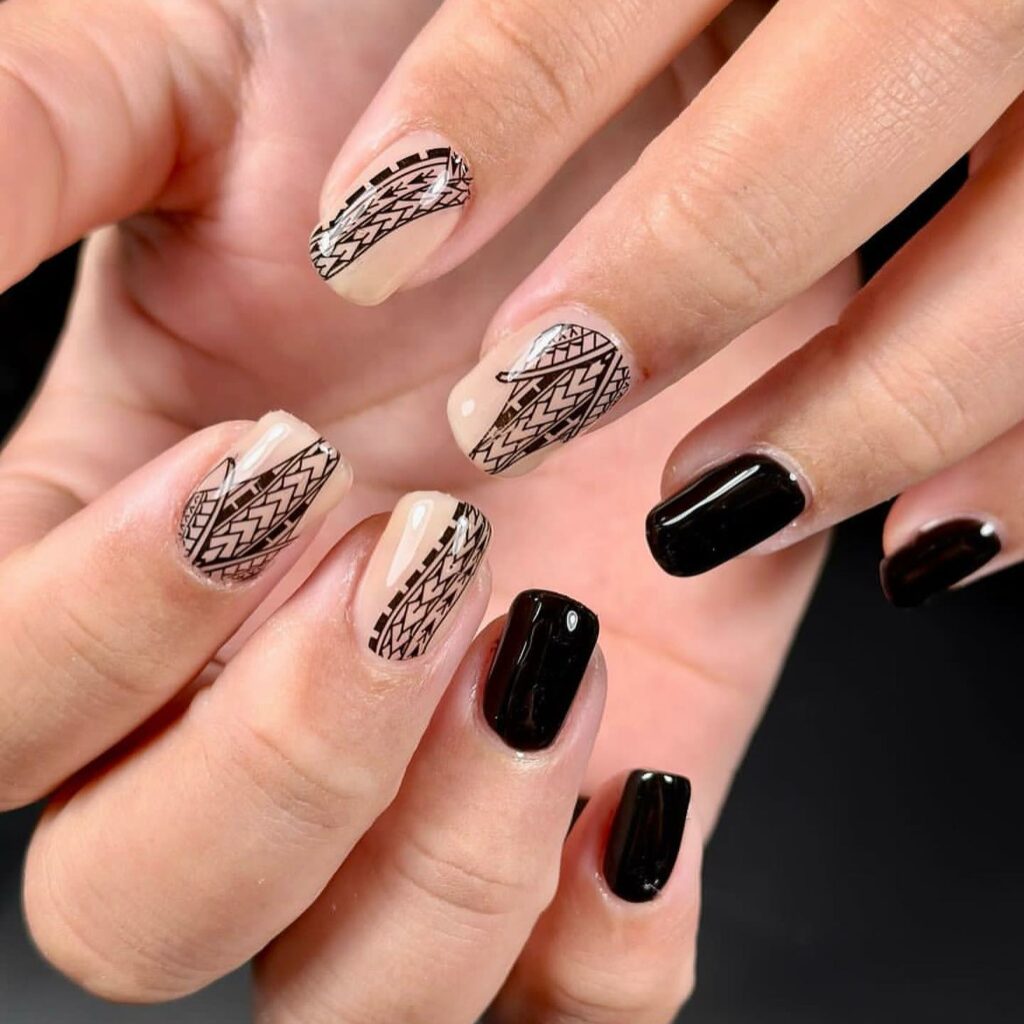 45 Latest Short Black Nail Designs To Try In 2024! 24 Black Lace Designs