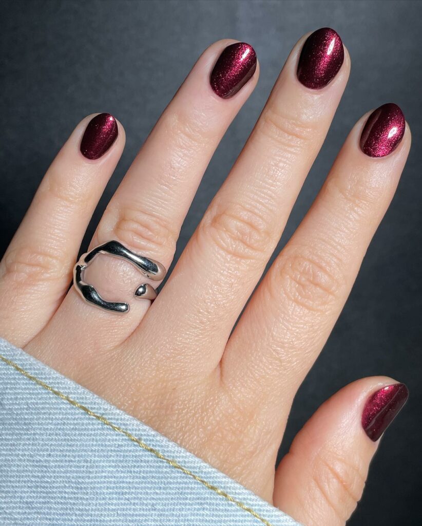 20 LATEST SHORT RED NAIL IDEAS TO TRY IN 2024! 35 Deep Red Shimmer