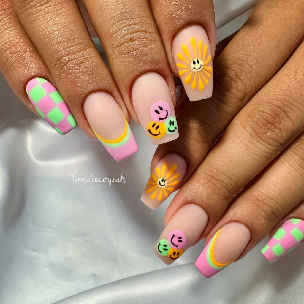 Show Off 25 Smiley Face Nail Designs in 2024 14 Matte Smiley Nails
