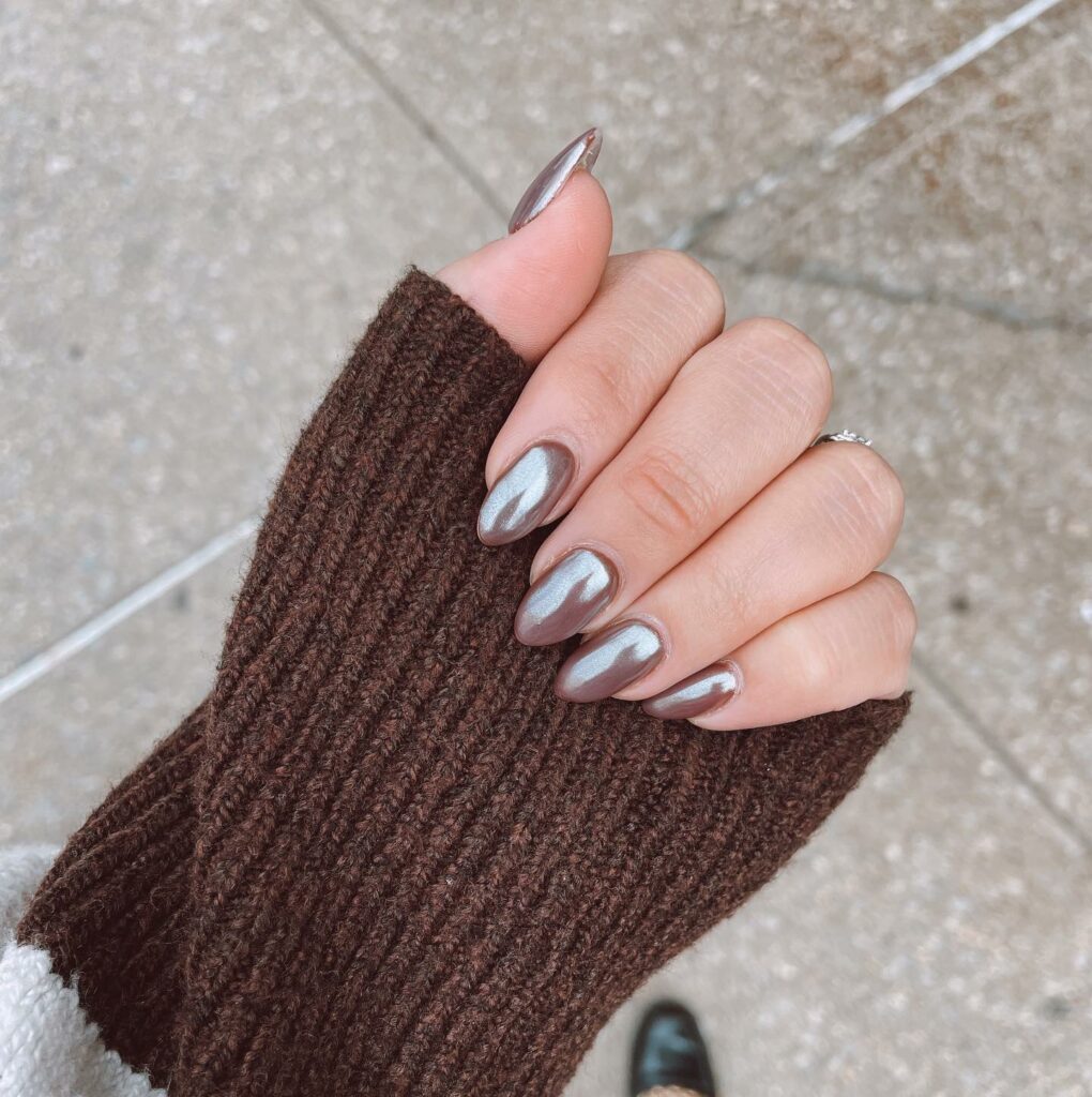 20 Latest Brown Chrome Nails Ideas To Try In 2024! 21 Lustrous Glossy Brown Chrome Nails