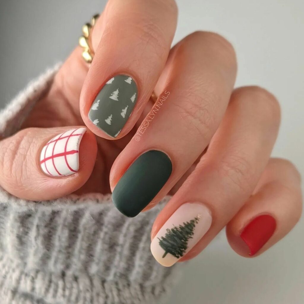21 Latest Abstract Nail Art Ideas To Try in 2024! 23 Nail Art Anthology: Setting the Trends with Avant-Garde Abstract Designs