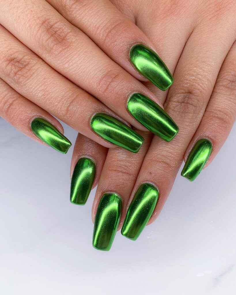 30 Latest Green Chrome Nail Ideas To Try in 2024! 11 Green Chrome Square Nails