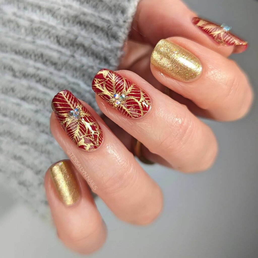 21 Latest Abstract Nail Art Ideas To Try in 2024! 30 Abstract Beauty: A Luxurious Fusion of Metallic Hues and Dazzling Gems