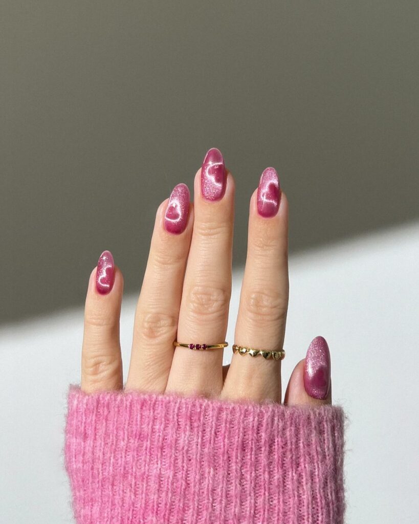 27 Romantic Nail Designs to Try for Valentine's Day 2024! 33