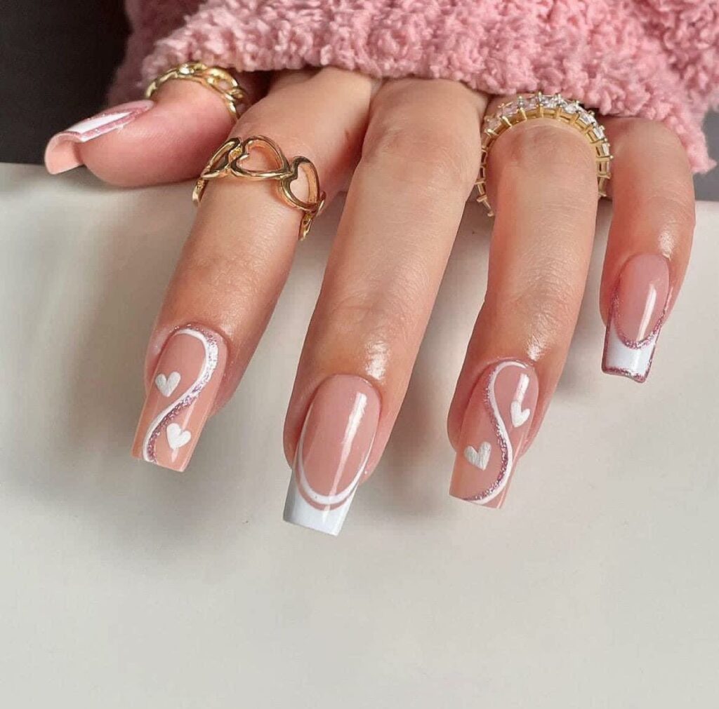 27 Romantic Nail Designs to Try for Valentine's Day 2024! 29