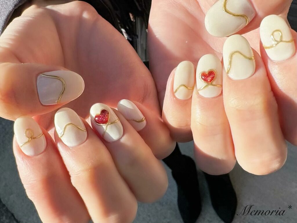 27 Romantic Nail Designs to Try for Valentine's Day 2024! 21