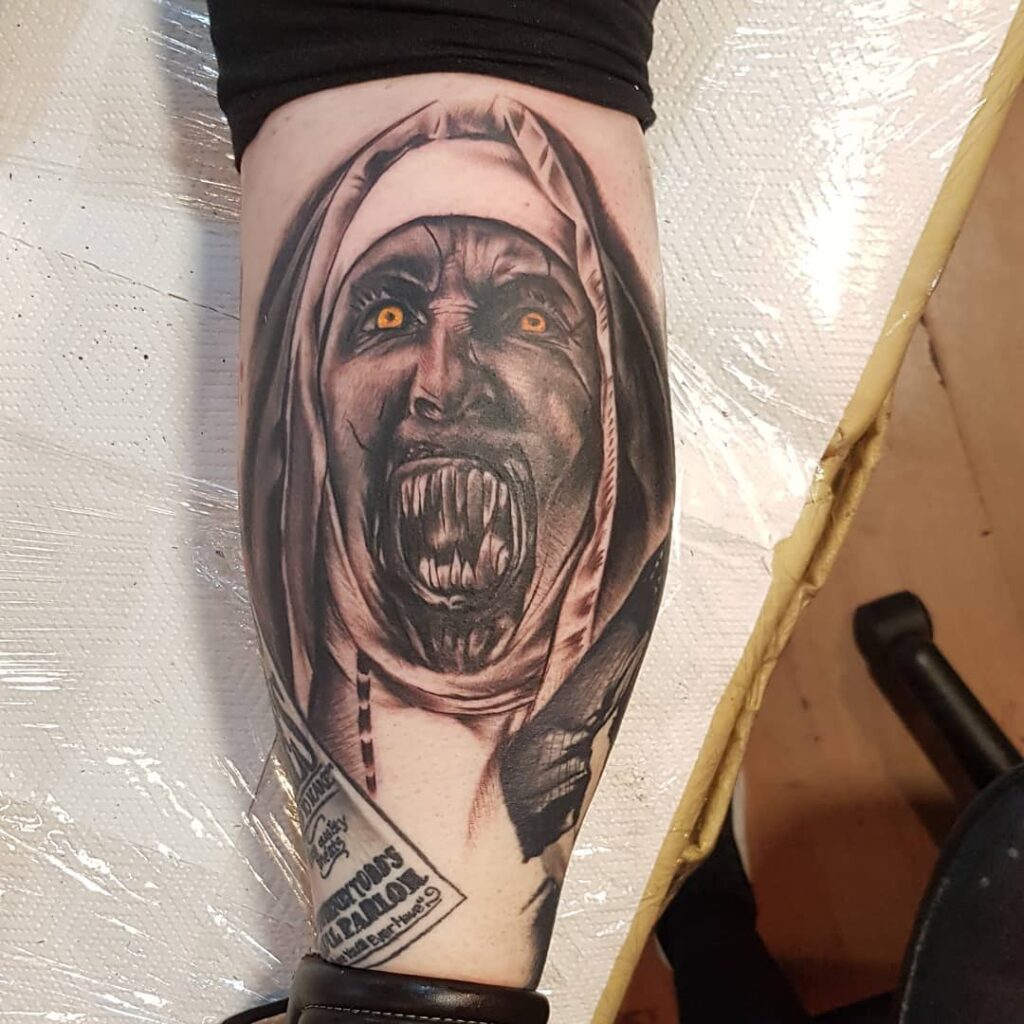 12 Amazing Thigh Tattoo Ideas - UPDATED 2024 21 Horror Tattoo Leg Sleeve