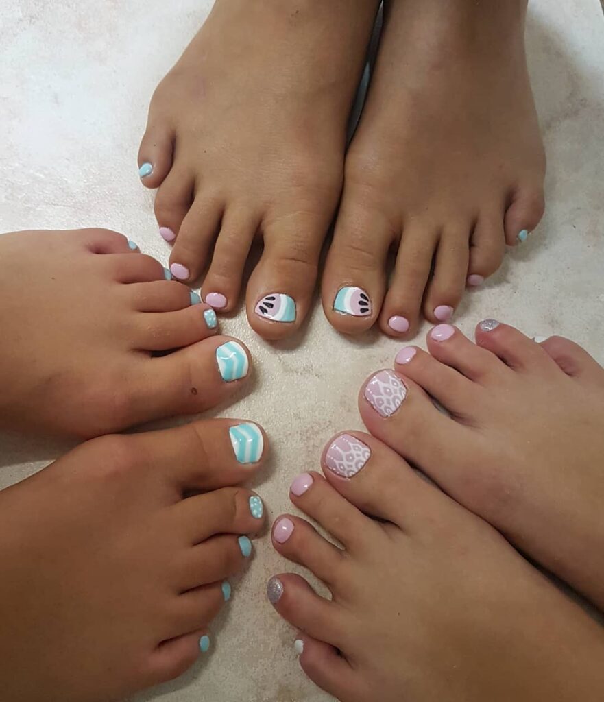 35 White Pedicure Ideas for a Chic Look in 2024 38 White Toe Nail Designs