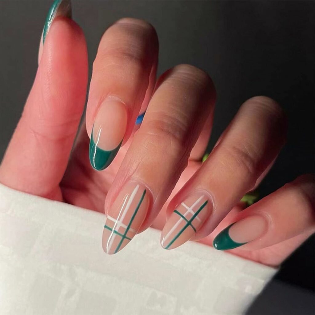 29 LATEST PLAID NAIL DESIGNS TO TRY IN 2024! 13