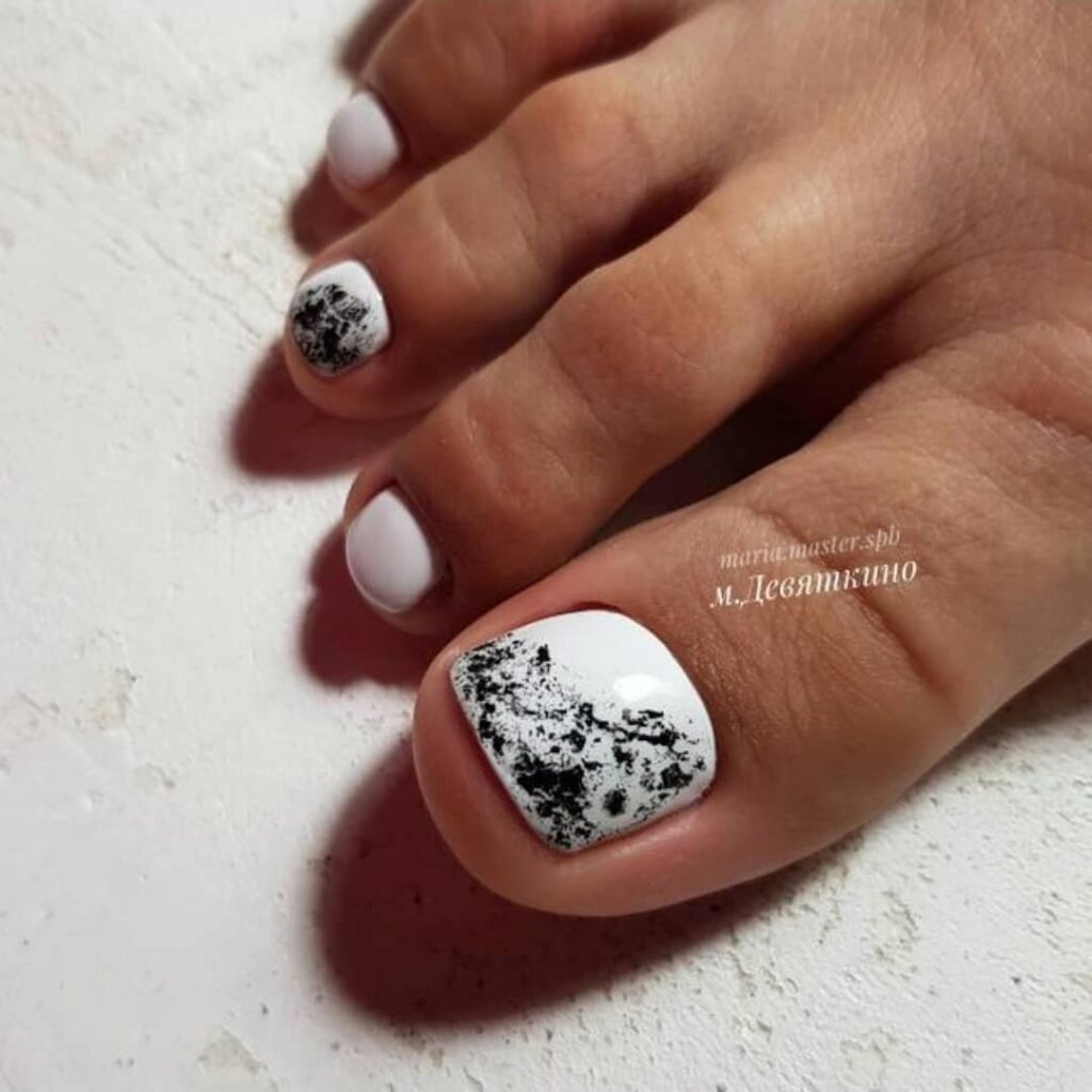 22 Latest Black Pedicure Ideas To Try In 2024! 28 Nautical Vibes