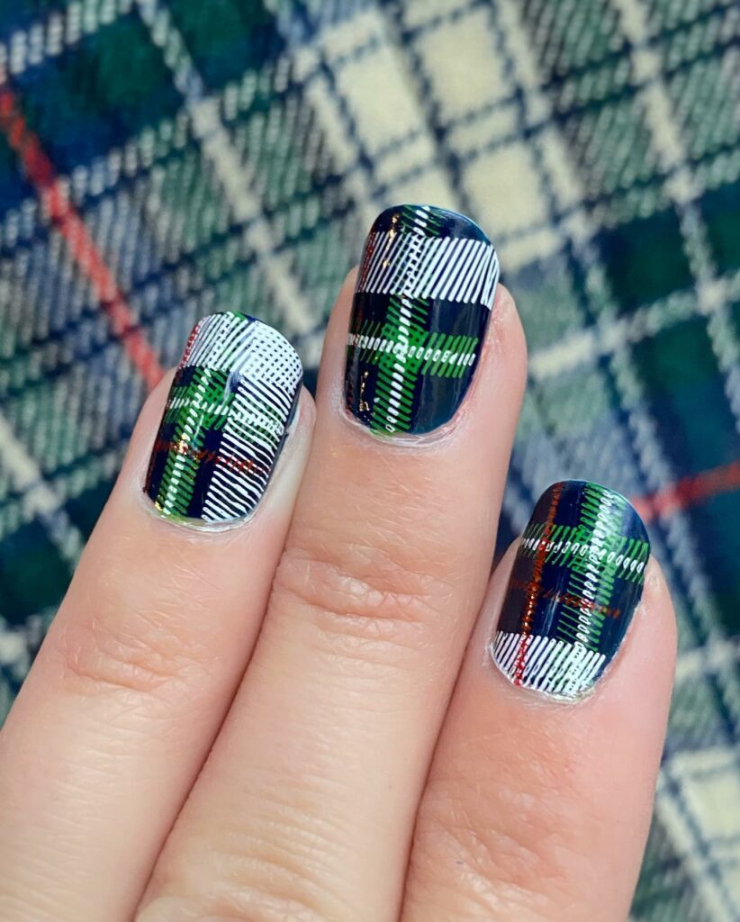29 LATEST PLAID NAIL DESIGNS TO TRY IN 2024! 20