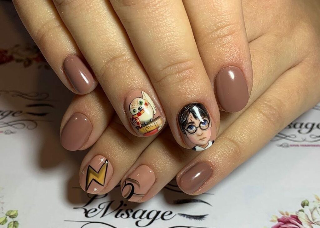 33 Latest Harry Potter Nail Ideas To Try In 2024! 36 Harry Potter And Hedwig Design On Short Nails