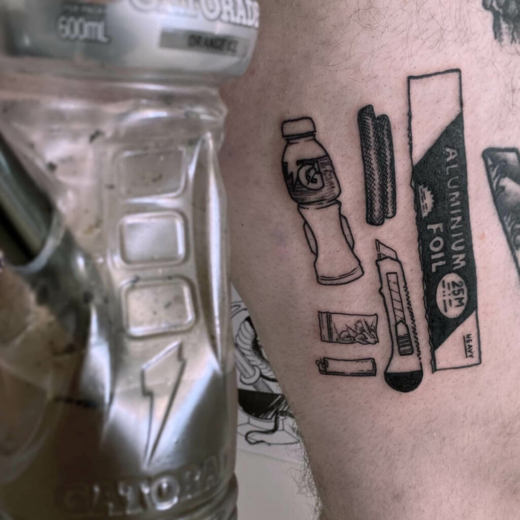 11+ Black Traditional Tattoo Flash Ideas That Will Blow Your Mind! 10 Black Traditional Tattoo