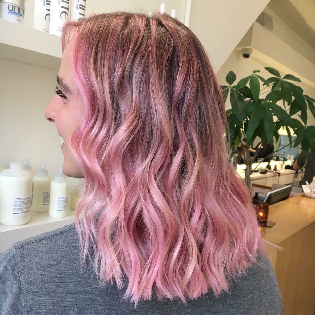 24 Stylish E-Girl Hair Ideas to Experiment with in 2024 28 90s Pink Fringe