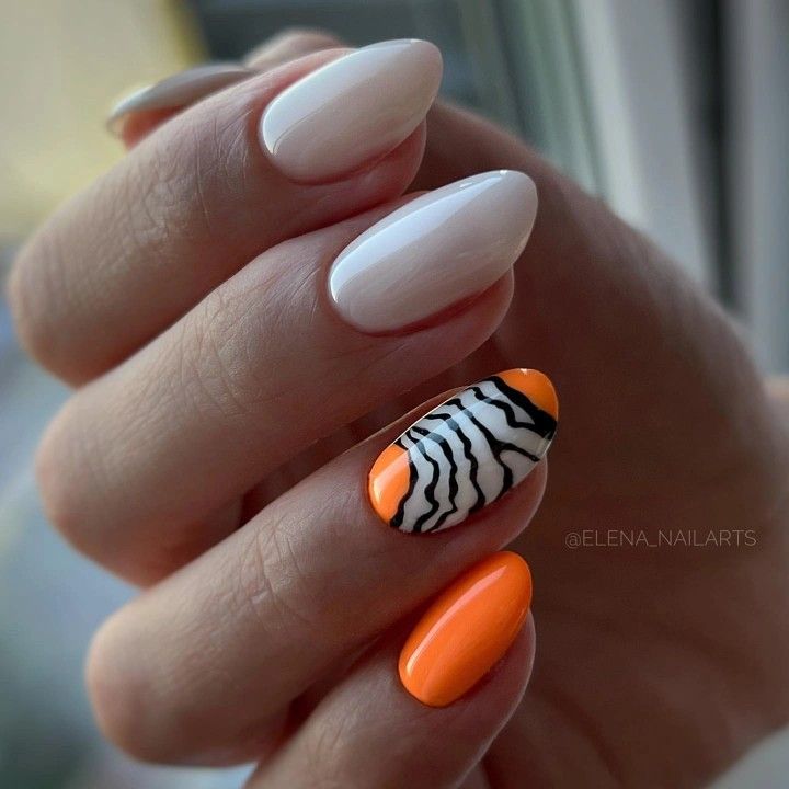 20 LATEST WILD STRIPE NAIL DESIGNS TO TRY IN 2024! 10