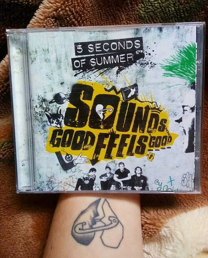 11+ 5sos Tattoo Ideas That Will Blow Your Mind! 15 A 5sos Album Inspired Heart Tattoo