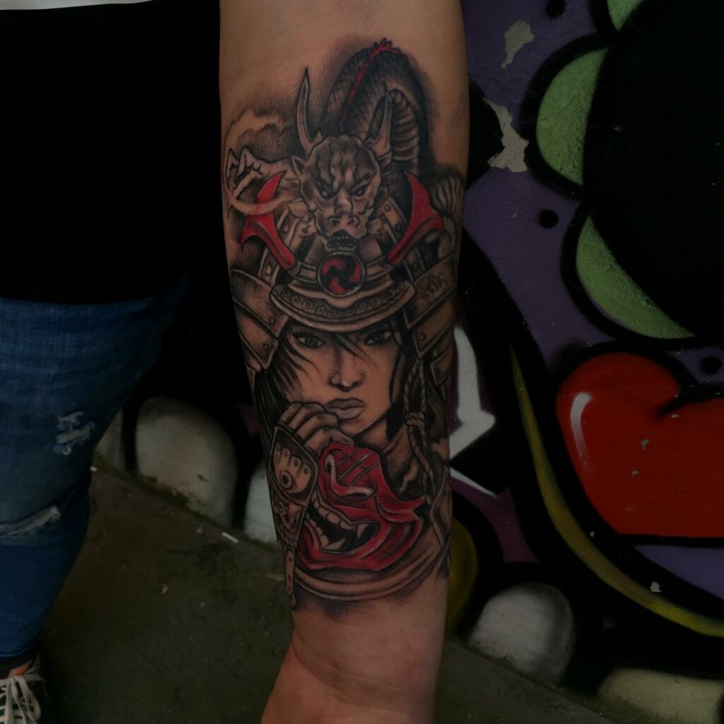 12+ Samurai Girl Tattoo Ideas To Inspire You! 18 A Girl Samurai And Dragon Tattoo Design