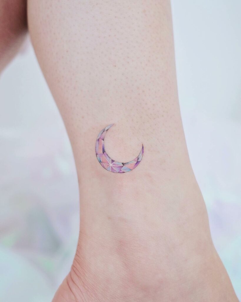 20+ Aged Fine Line Tattoos That Will Blow Your Mind 10 Aged Fine Line Tattoo