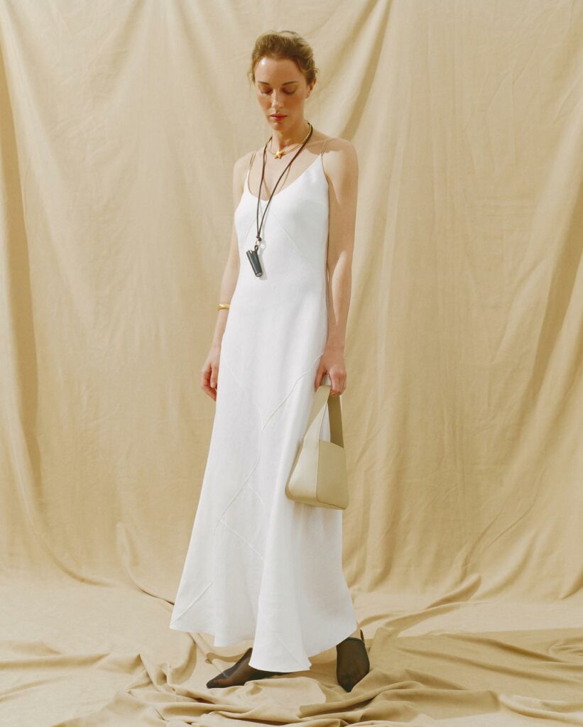 What to Wear to a White Party 20 All White for Daytime