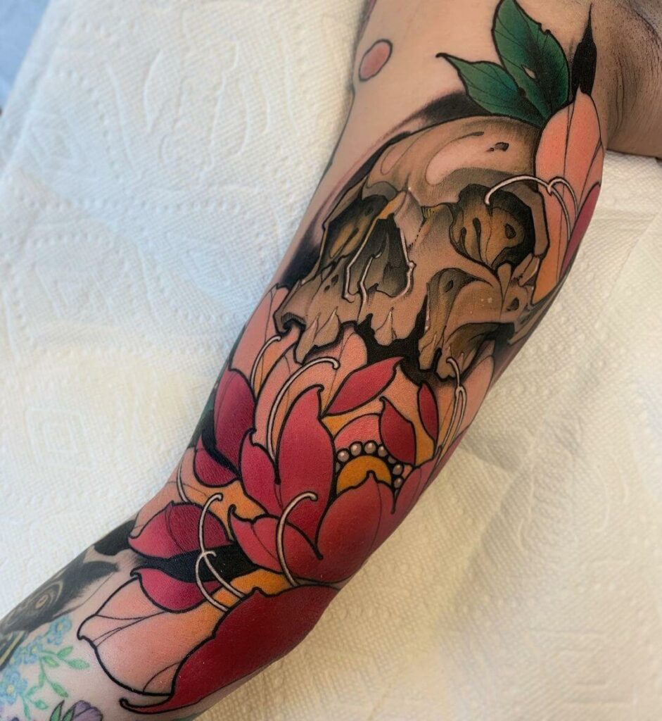 11+ Neo Tattoo Ideas That Will Blow Your Mind! 20 Amazing Neo Traditional Skull Tattoo Ideas
