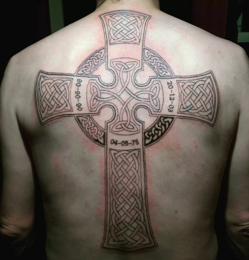 20+ Amazing CELTIC TATTOOS + All Their Meanings! 33 Celtic Cross