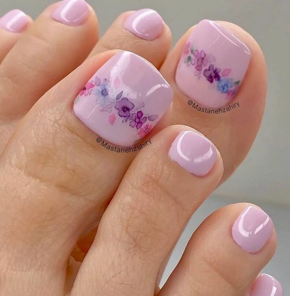 25 Light Purple Pedicure Ideas to Try in 2024 20 Light Purple Floral