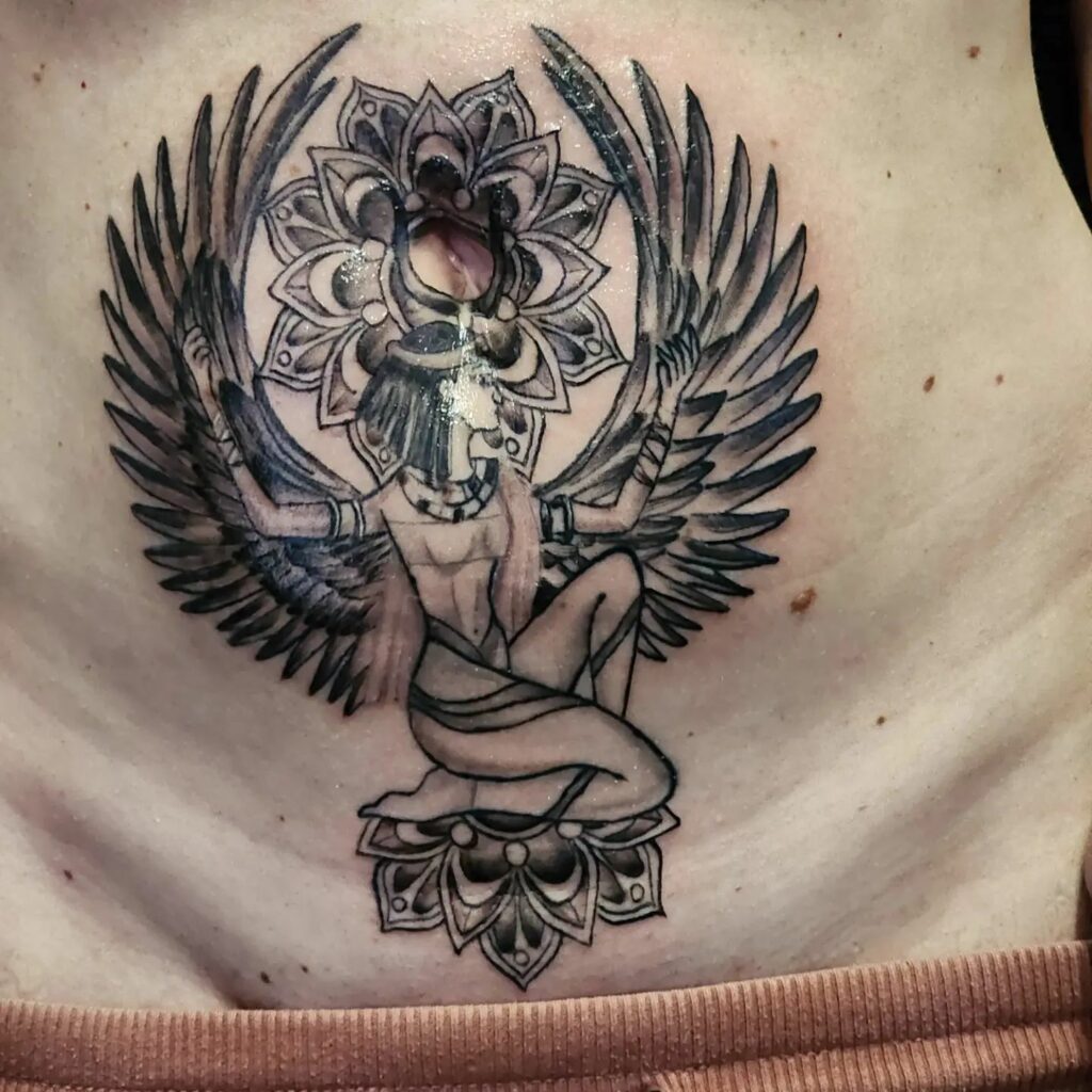 Stomach Tattoos After Pregnancy - Everything You Need To Know In 2024 14 Tattoos After Pregnancy