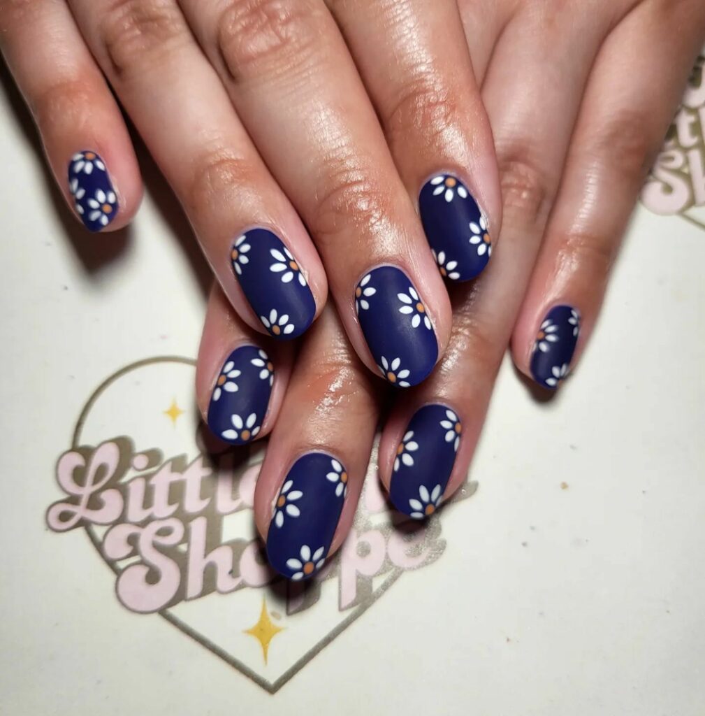 30 Latest Navy Blue Nail Designs To Try In 2024! 13 Spring-Ready Navy Blue Manicure
