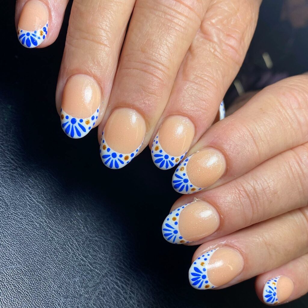 Find Your Style with 30 Daisy Nail Designs for 2024 36 Art Deco Daisy nails