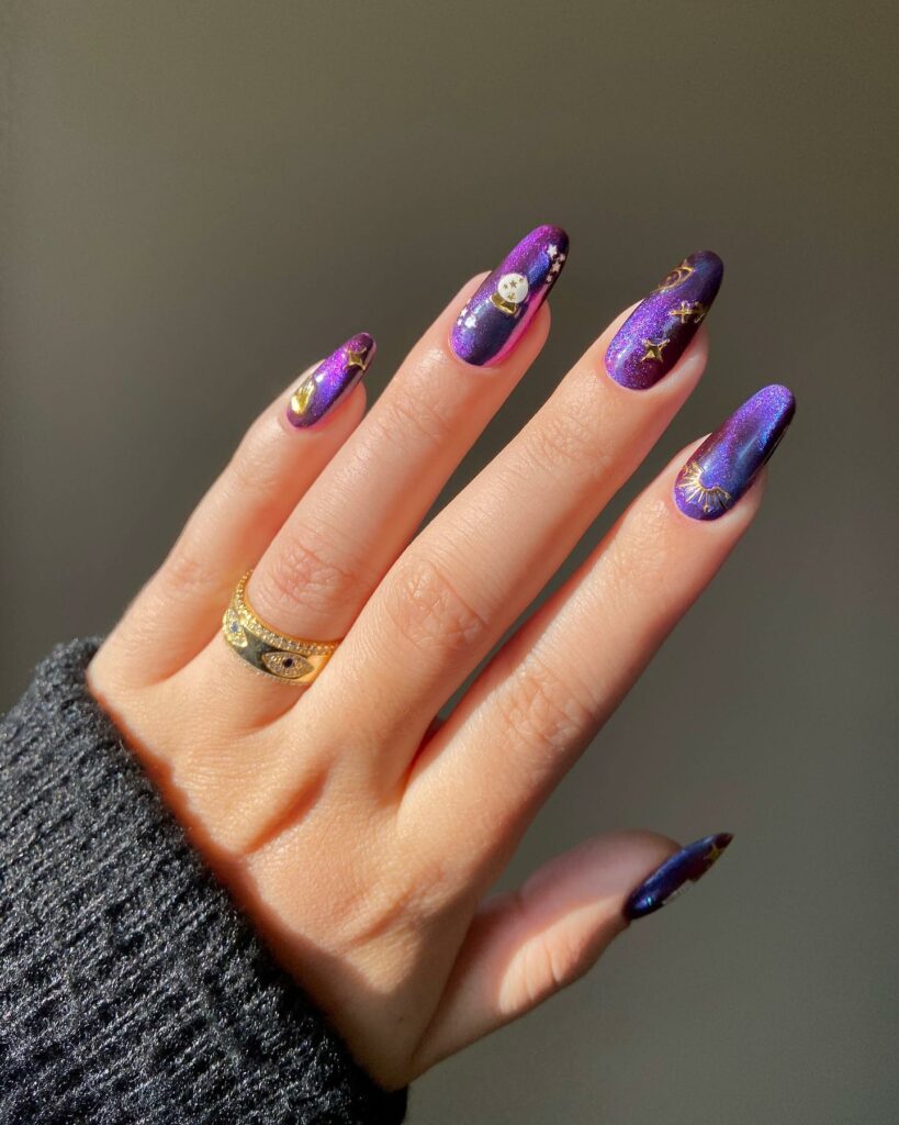 Explore 19 Fresh Star Nail Designs for 2024 23 Astrology star nails