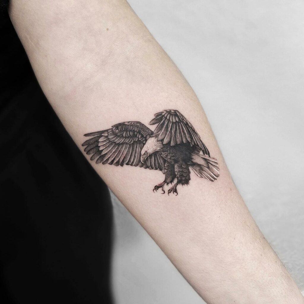 11+ American Traditional Eagle Tattoo Ideas That Will Blow Your Mind! 11 Bald Eagle Tattoo