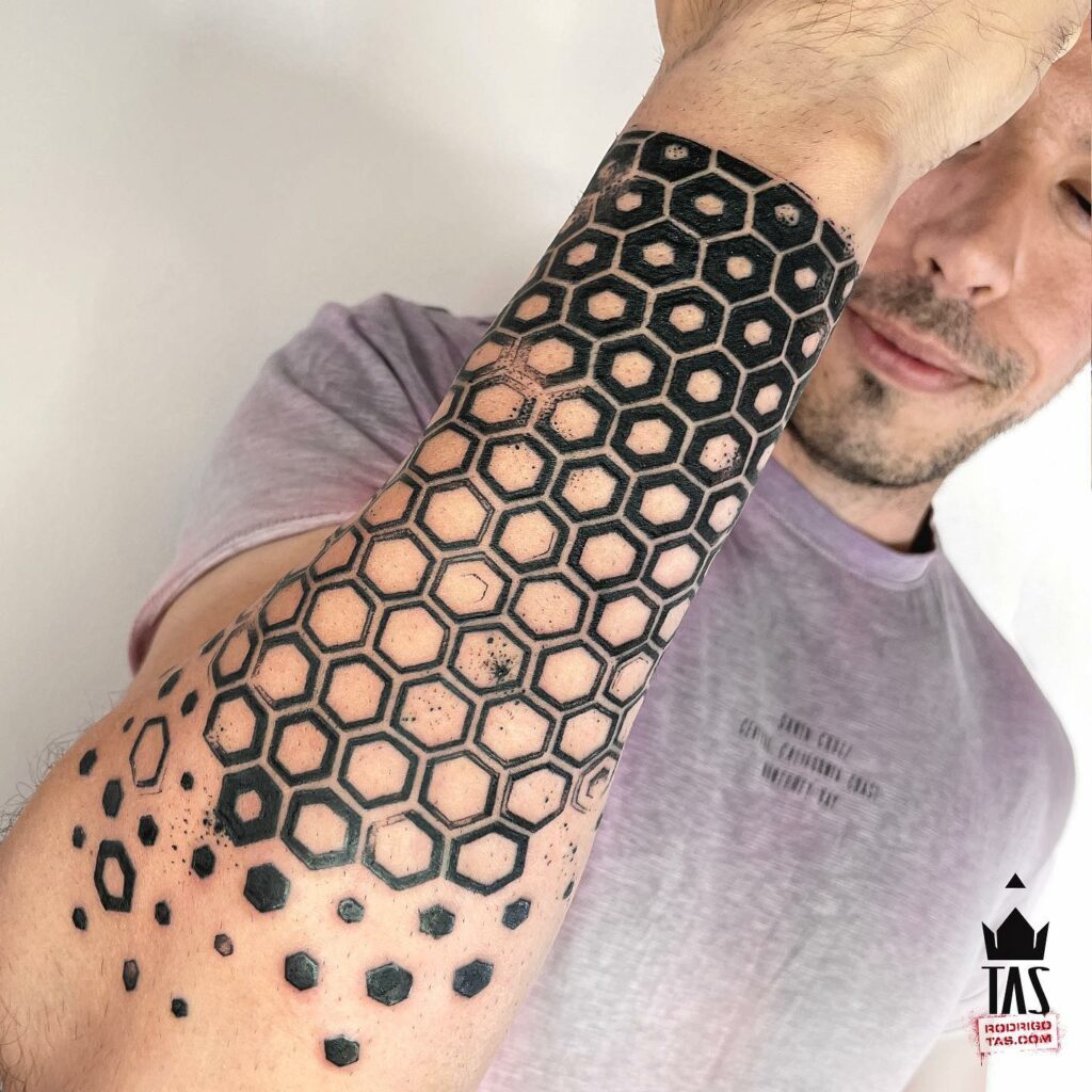 15+ Bracelet Tattoo For Men That Will Blow Your Mind! 10 Best Bracelet Tattoo For Men