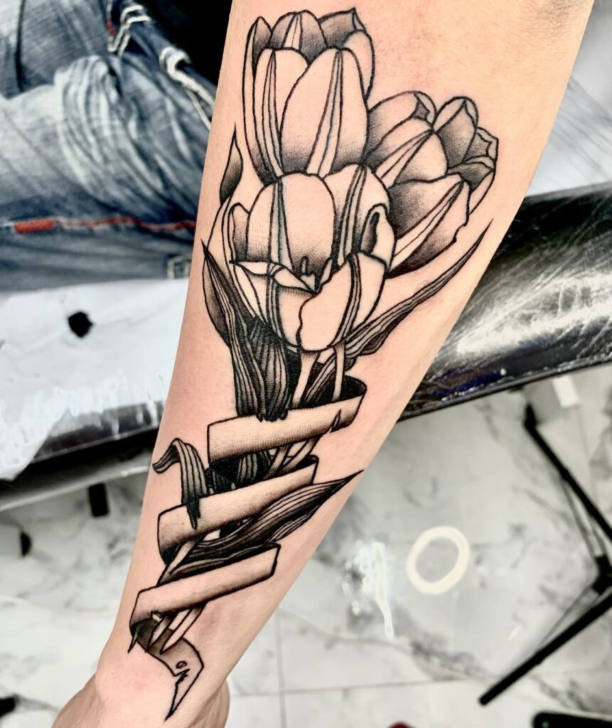 37+ Black Ink Tattoo Ideas That Will Blow Your Mind! 10 Black Ink Tattoo