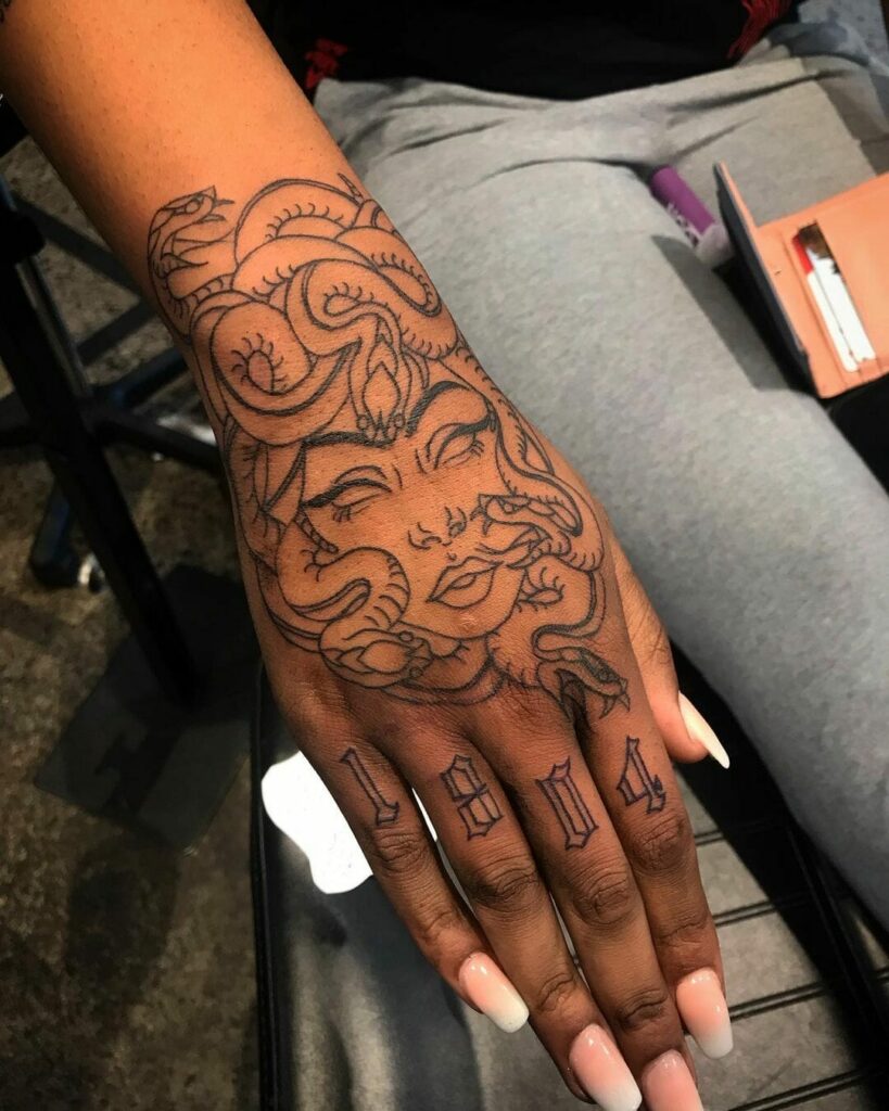 12+ Black Outline Tattoo Ideas To Inspire You! 20 Black Medusa Outline Tattoo