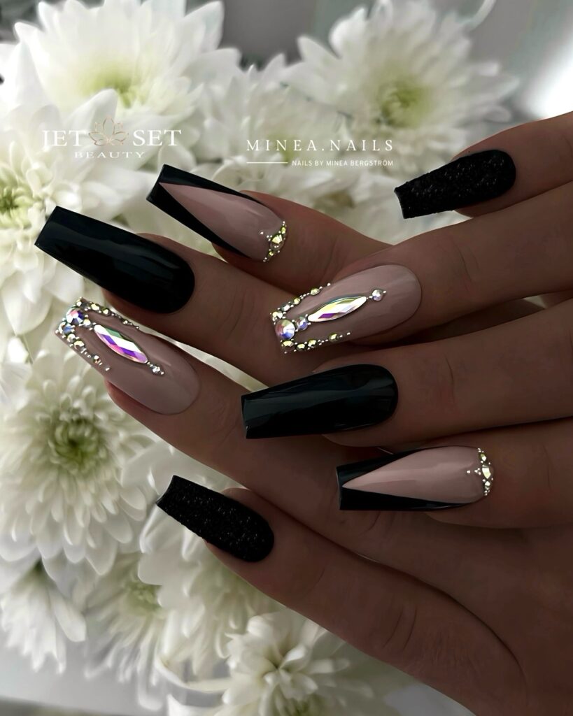 Keep it Classic with 20 Black and White Christmas Nails in 2024 27 Black and White Gems Christmas Nails