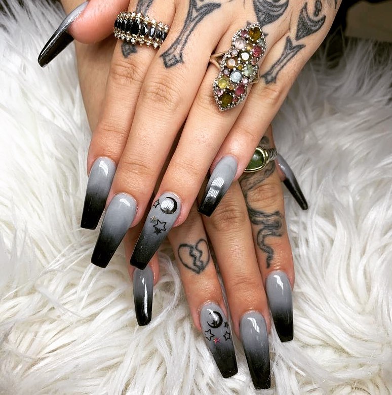 44 Latest Black Ombré Nail Designs To Try In 2024! 30 Black and gray ombré nails