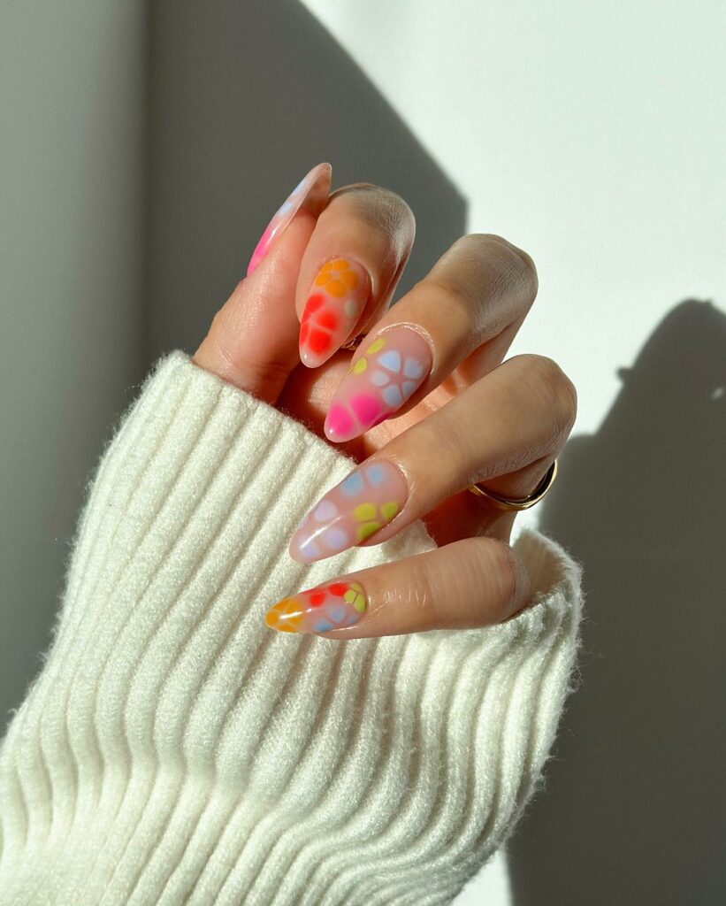 2024's Latest Cute Summer Nails Designs: 30+ Designs to Inspire You 21 Blooming